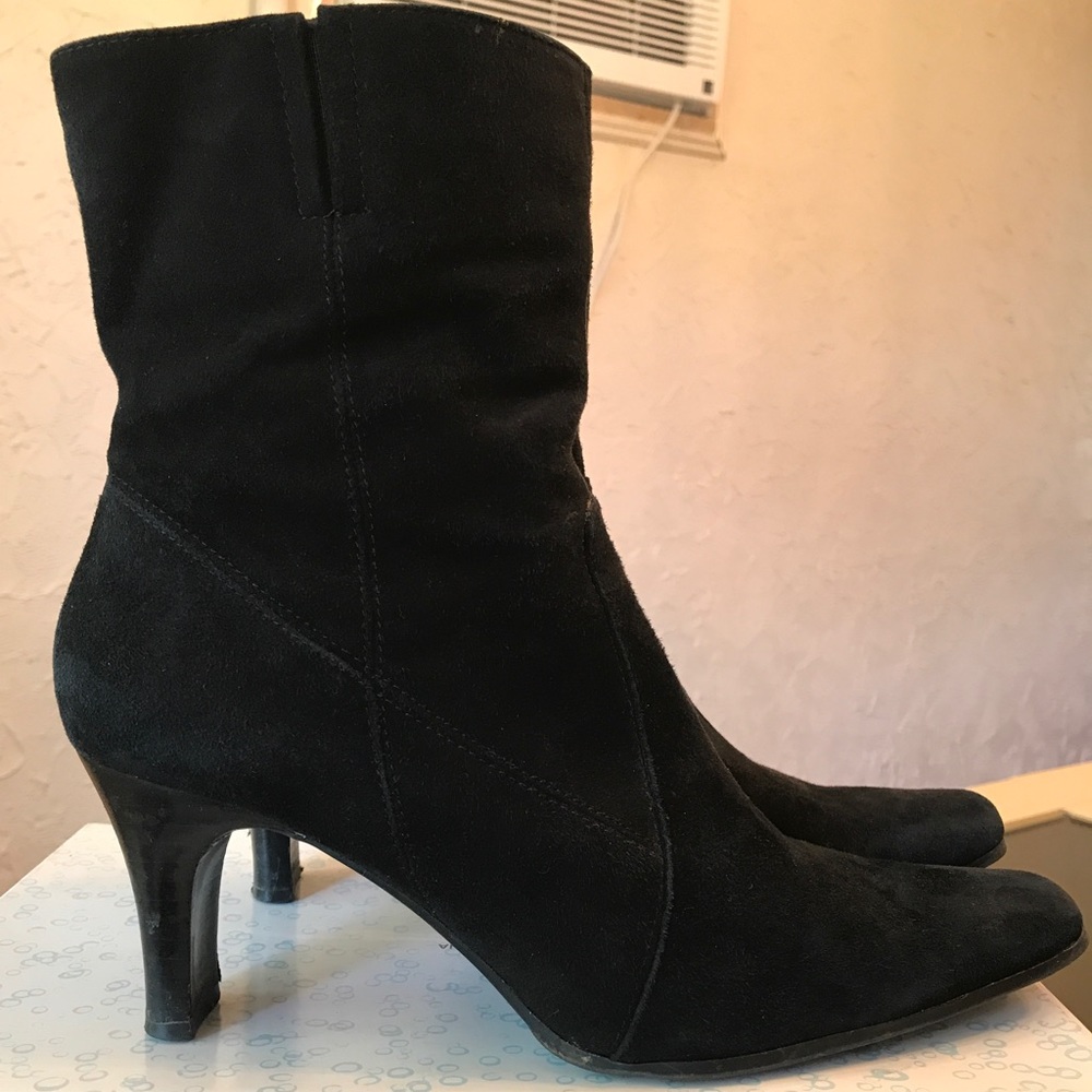 Nine West Brand Suede Heeled Ankle Boots